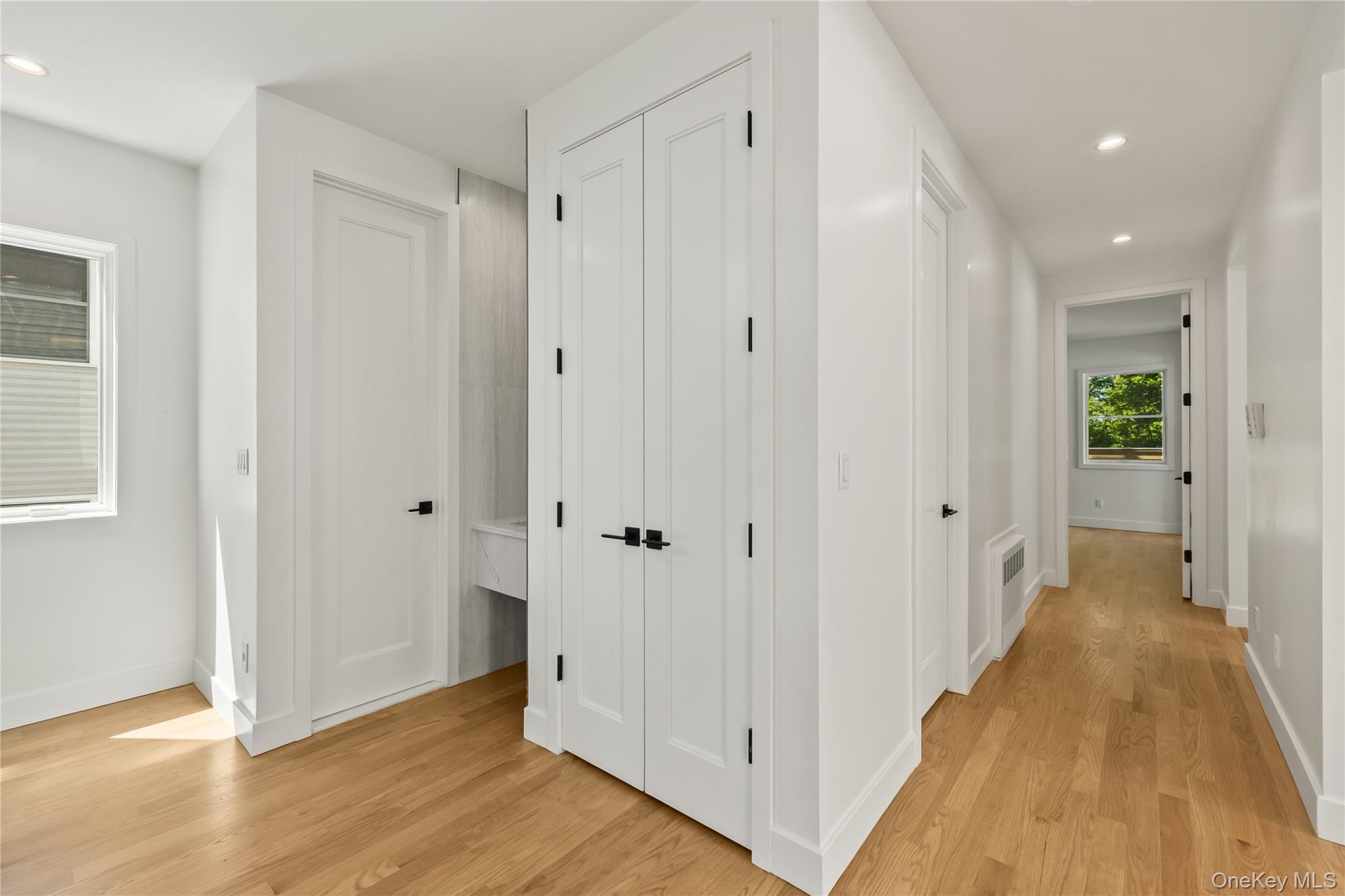 37 Ewing Avenue 201 Property Photo 25