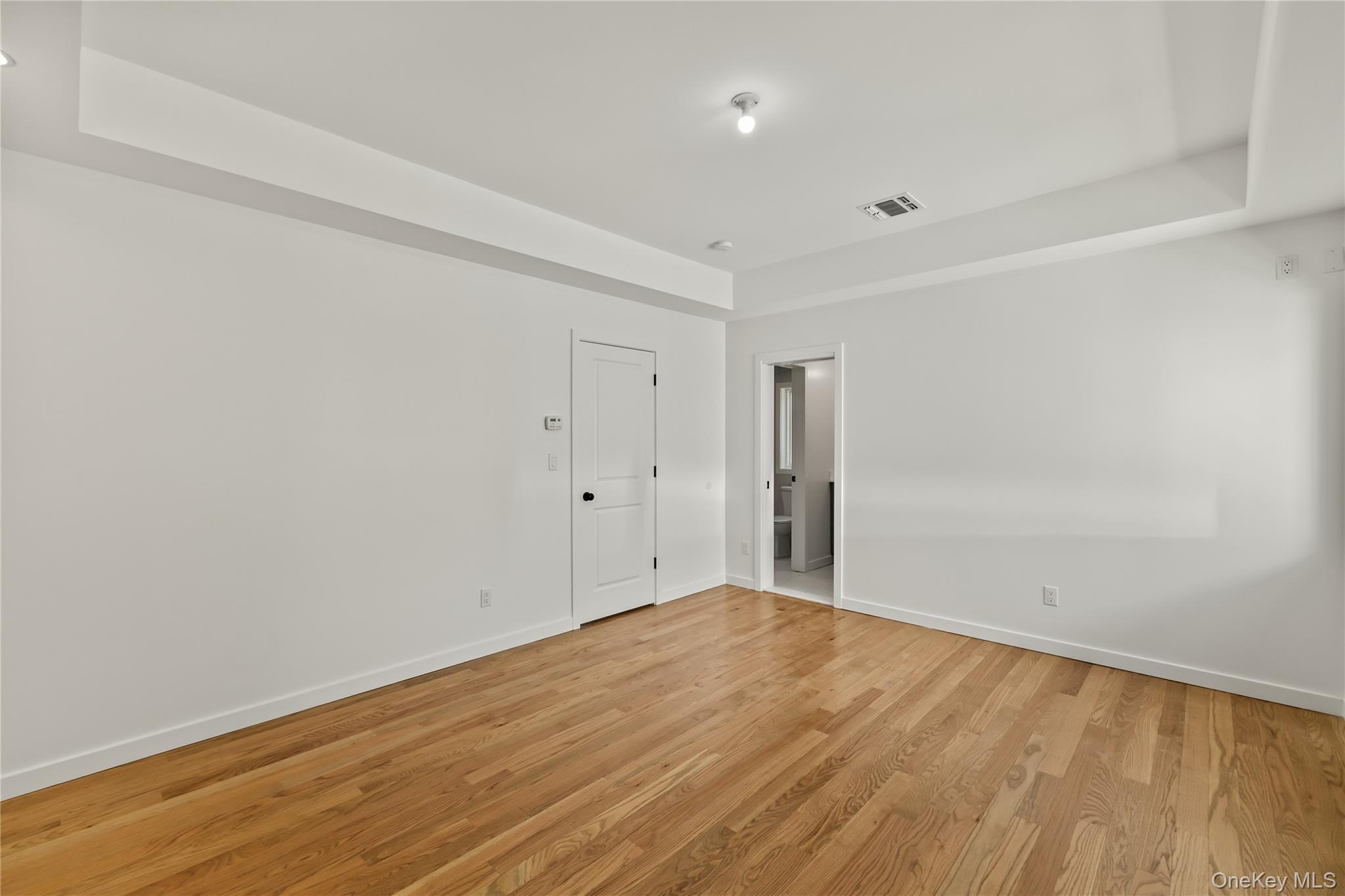 37 Ewing Avenue 201 Property Photo 31