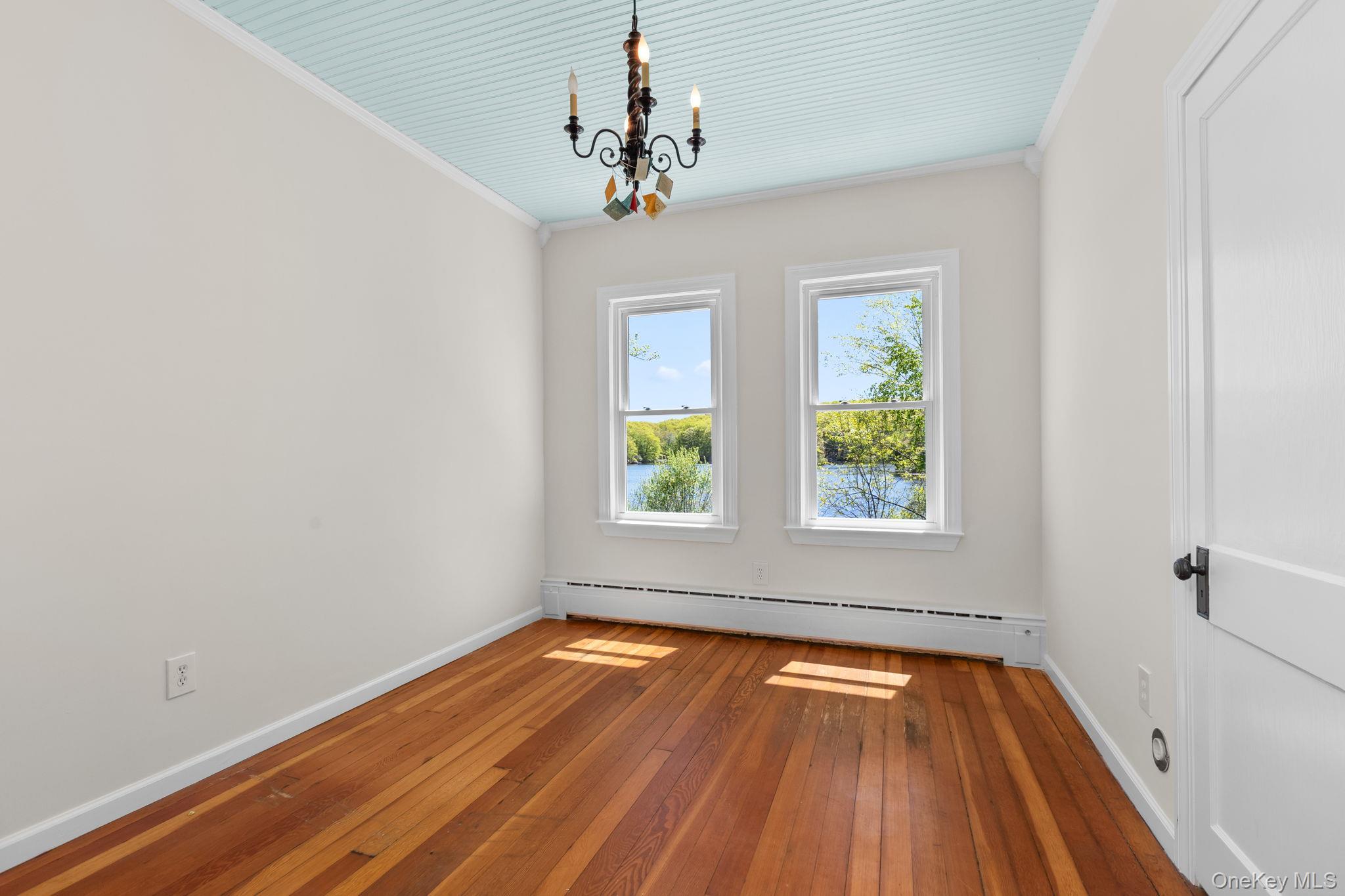 122 Dutchess Drive Property Photo 15