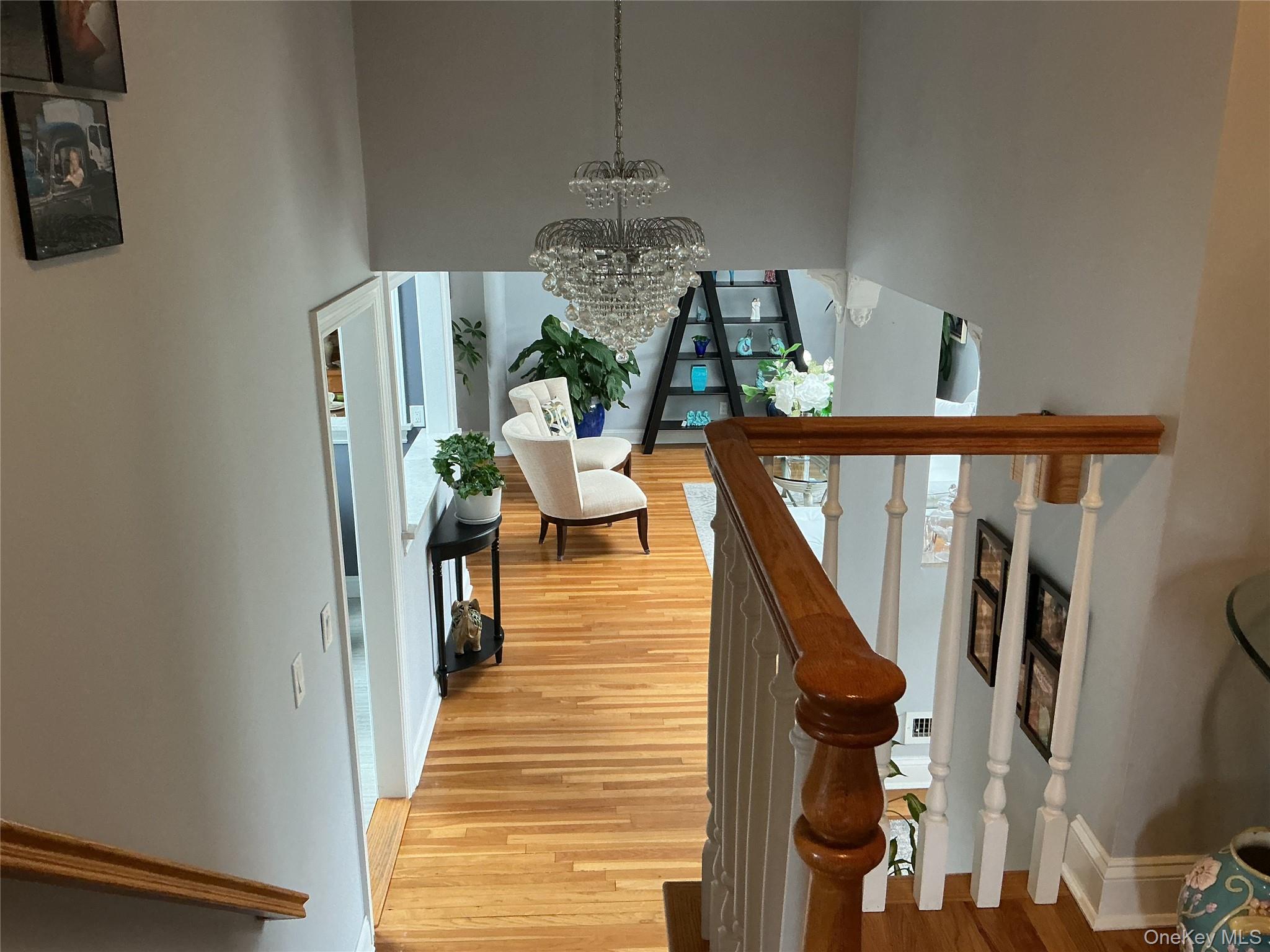909 Berkshire Drive Property Photo 18