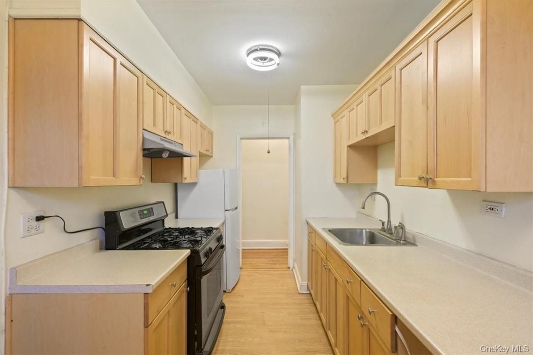 7 Greenridge Avenue A7 Property Photo 12