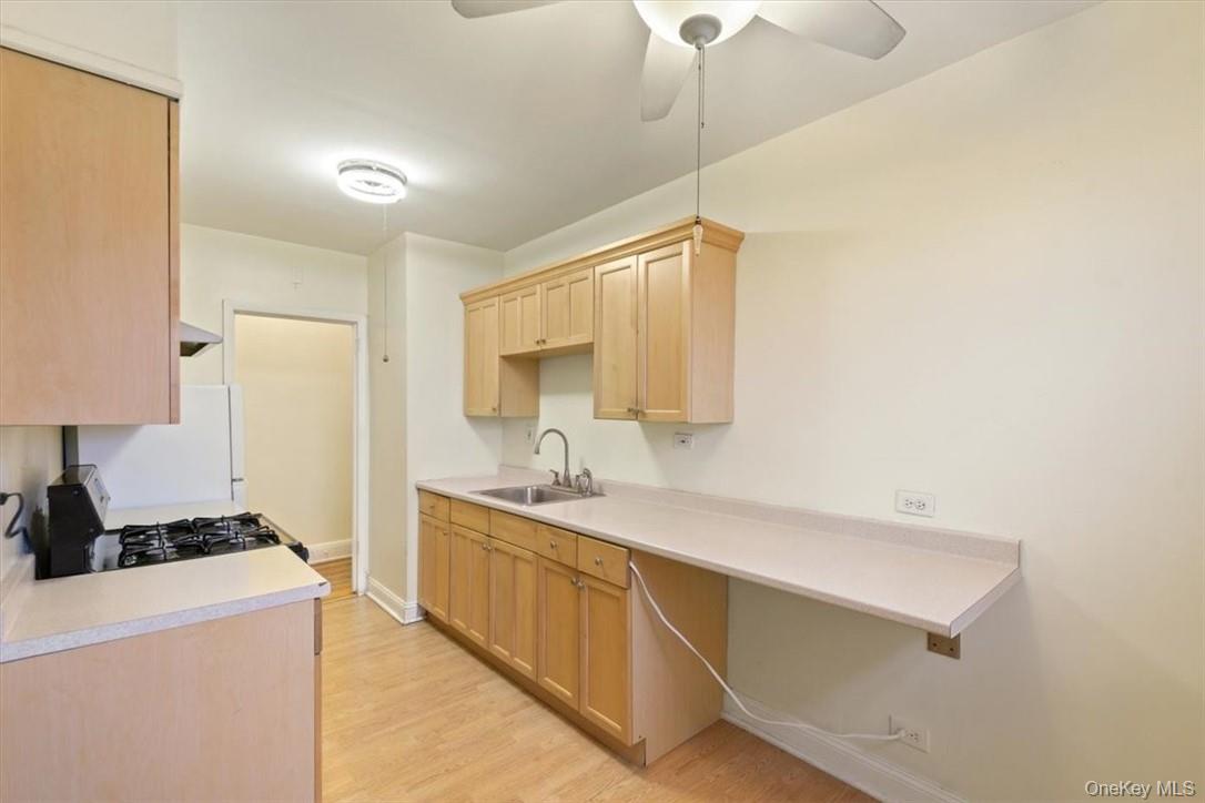 7 Greenridge Avenue A7 Property Photo 18