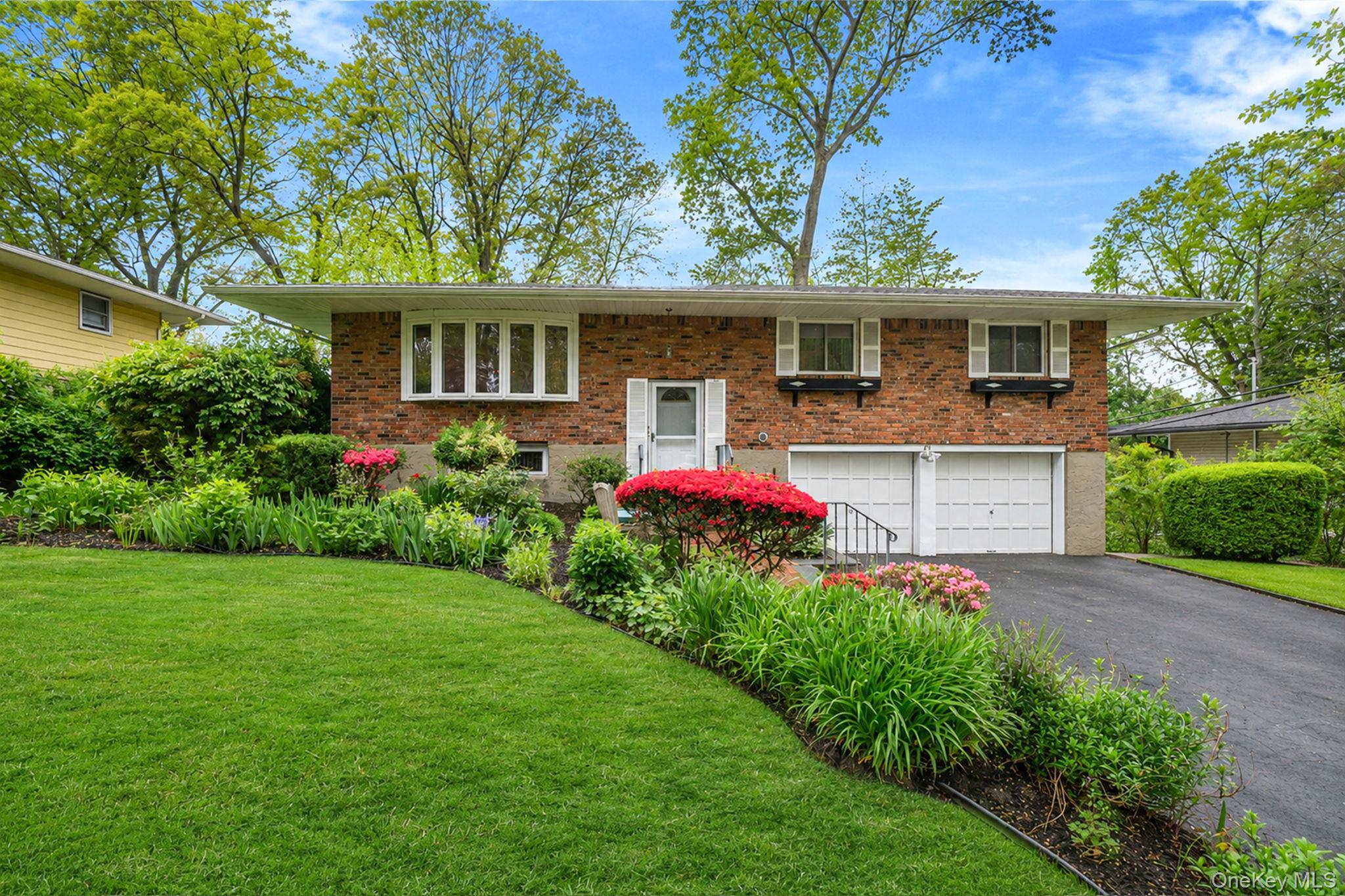 44 Mackay Drive Property Photo 1