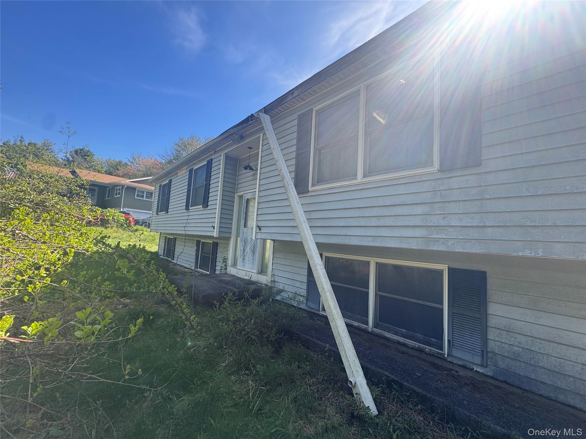 1613 Forestburgh Road Property Photo 1