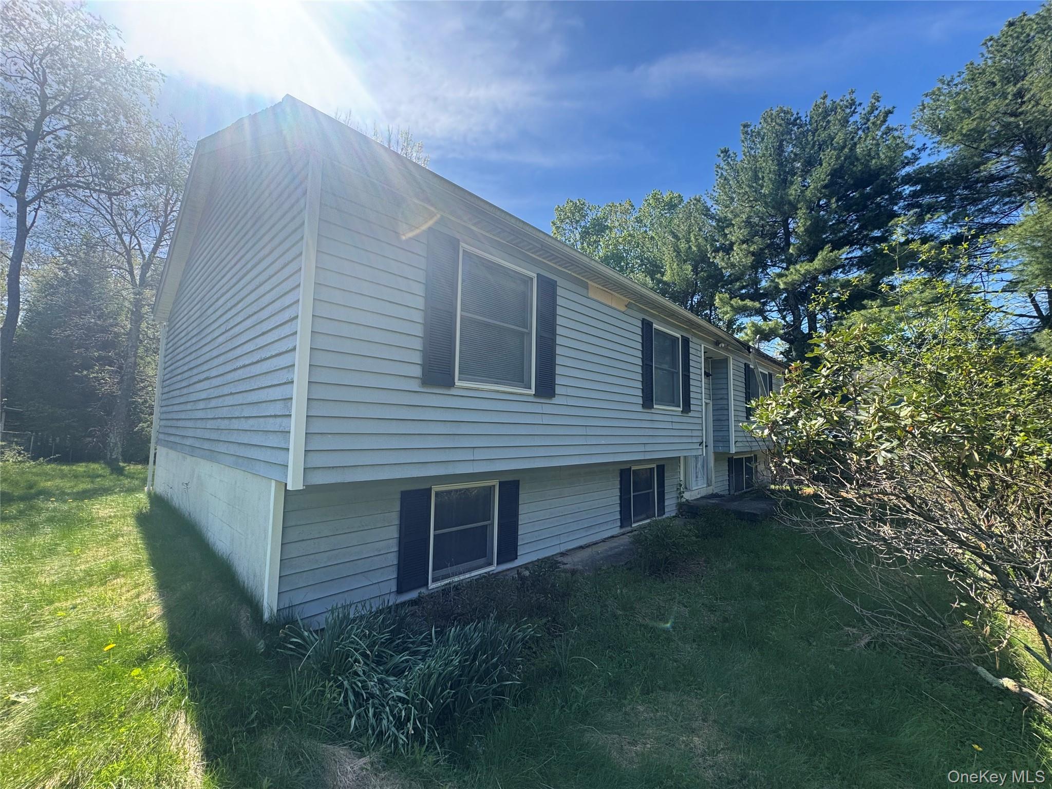 1613 Forestburgh Road Property Photo 2