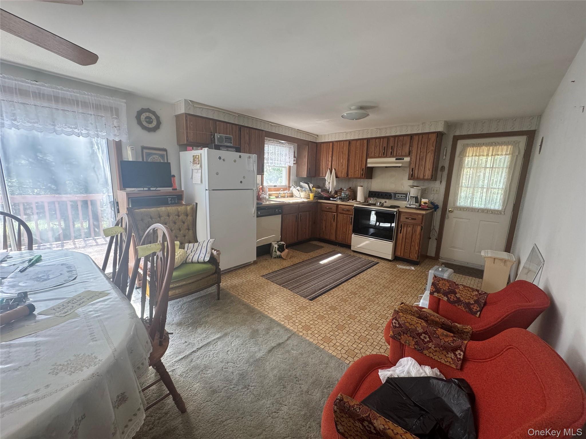 1613 Forestburgh Road Property Photo 3