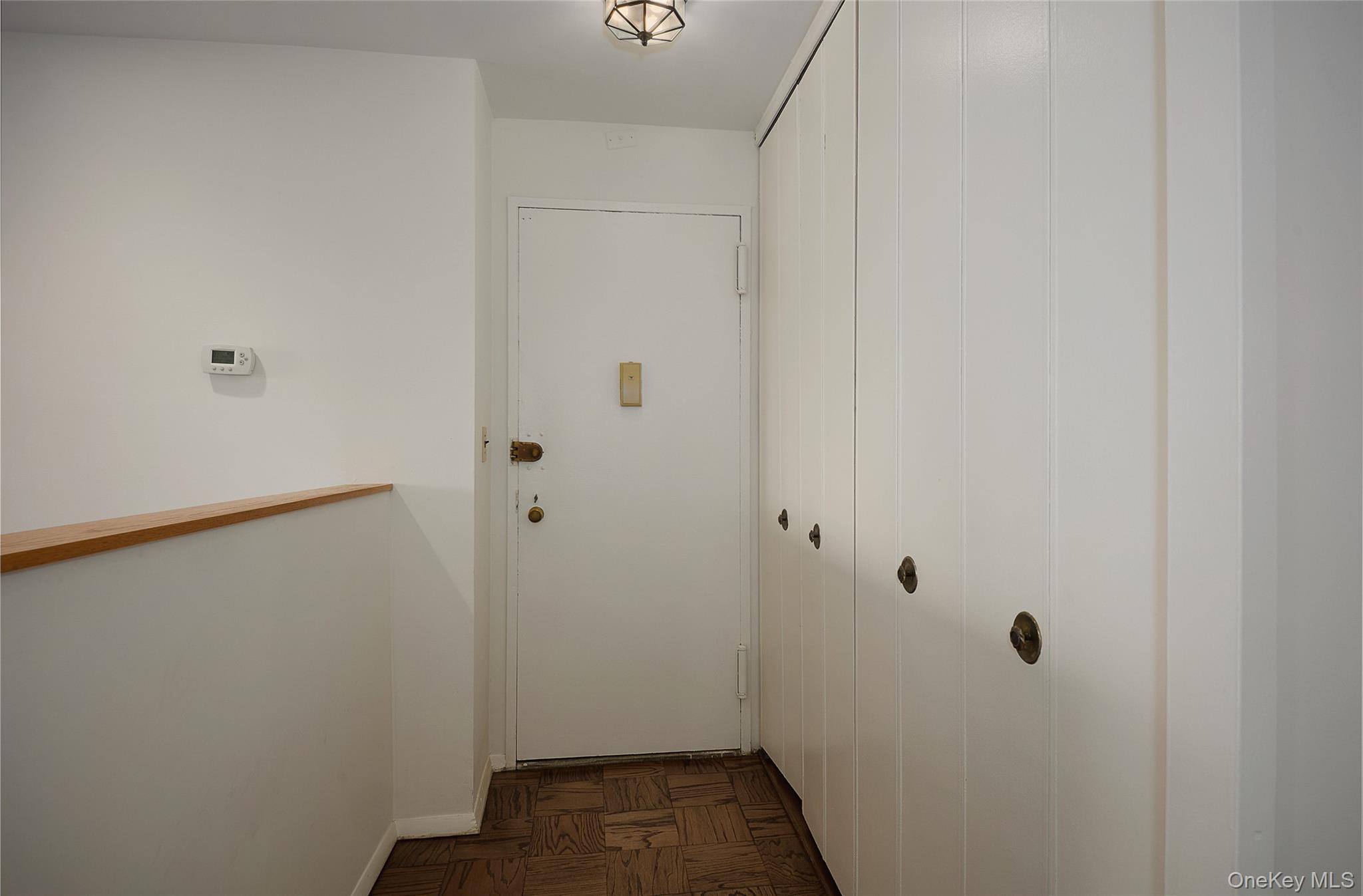 100 E Hartsdale Avenue 4dw Property Photo 4