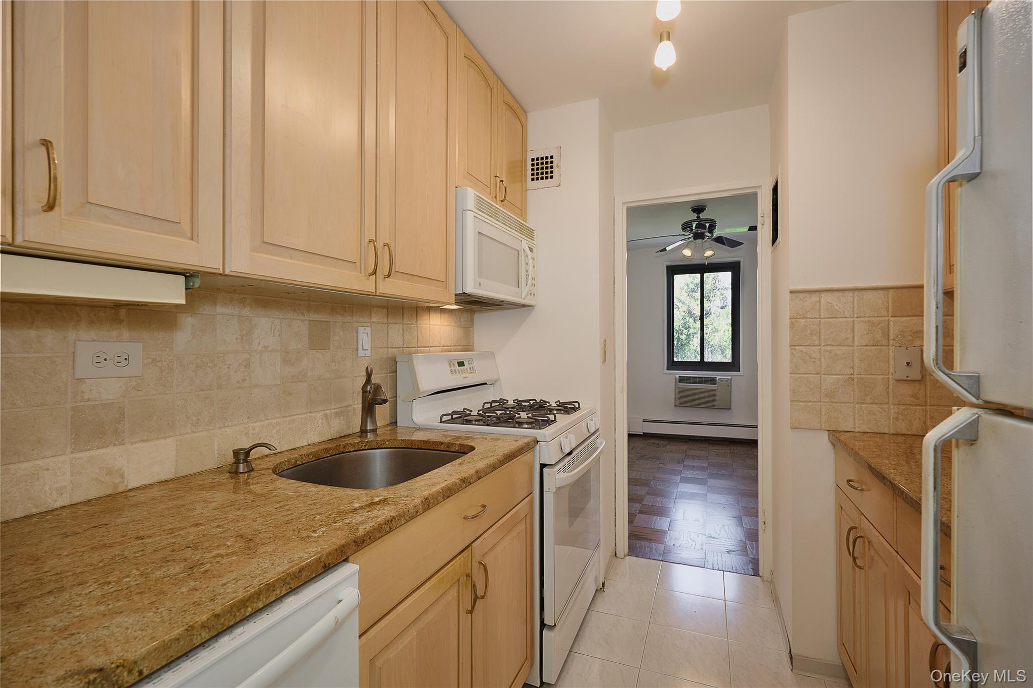 100 E Hartsdale Avenue 4dw Property Photo 7