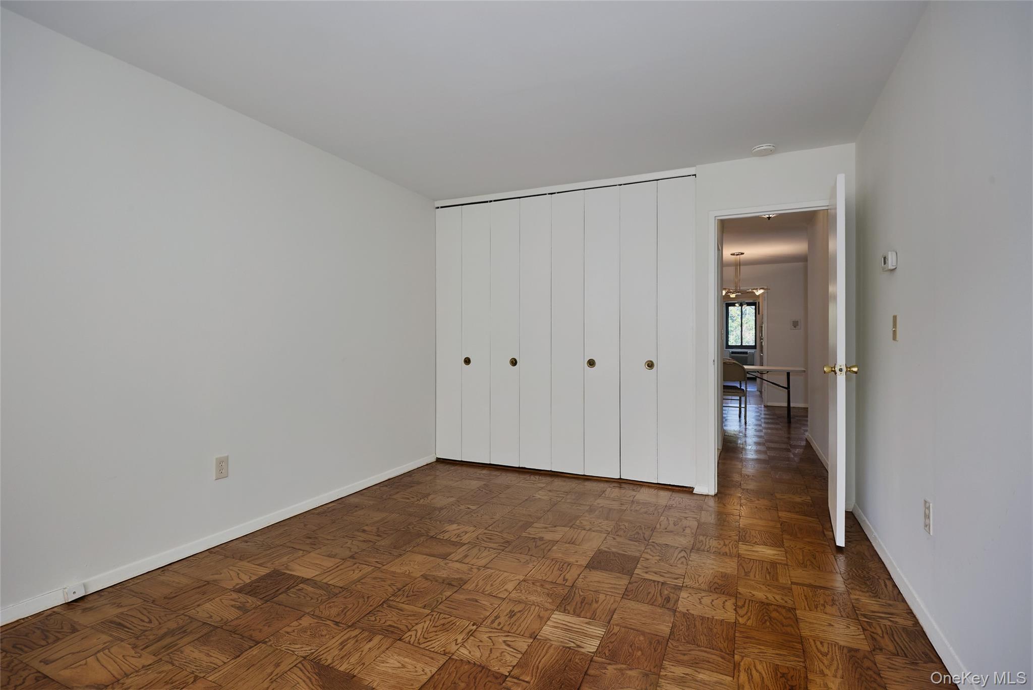 100 E Hartsdale Avenue 4dw Property Photo 21