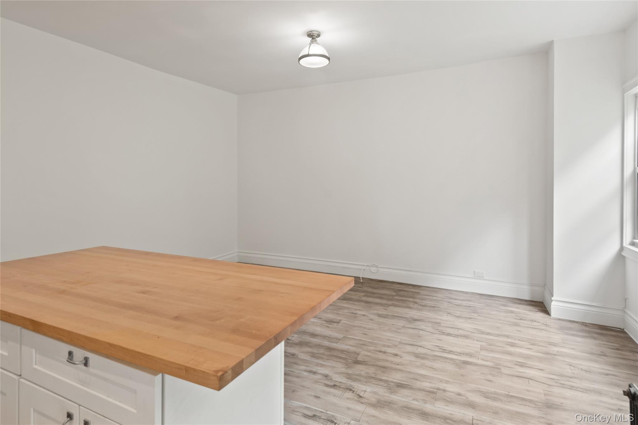 1068 Walton Avenue Property Photo 12