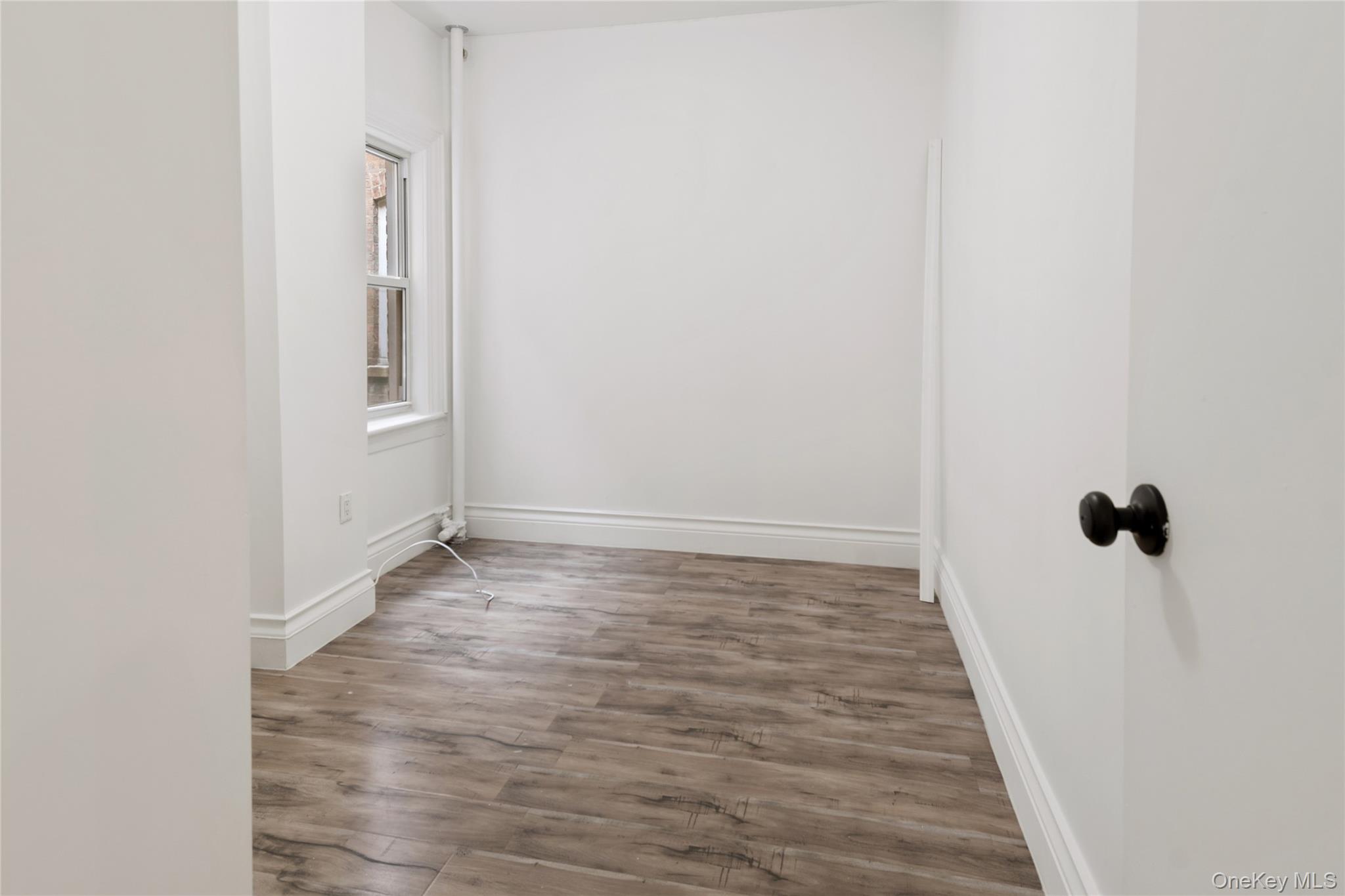1068 Walton Avenue Property Photo 14