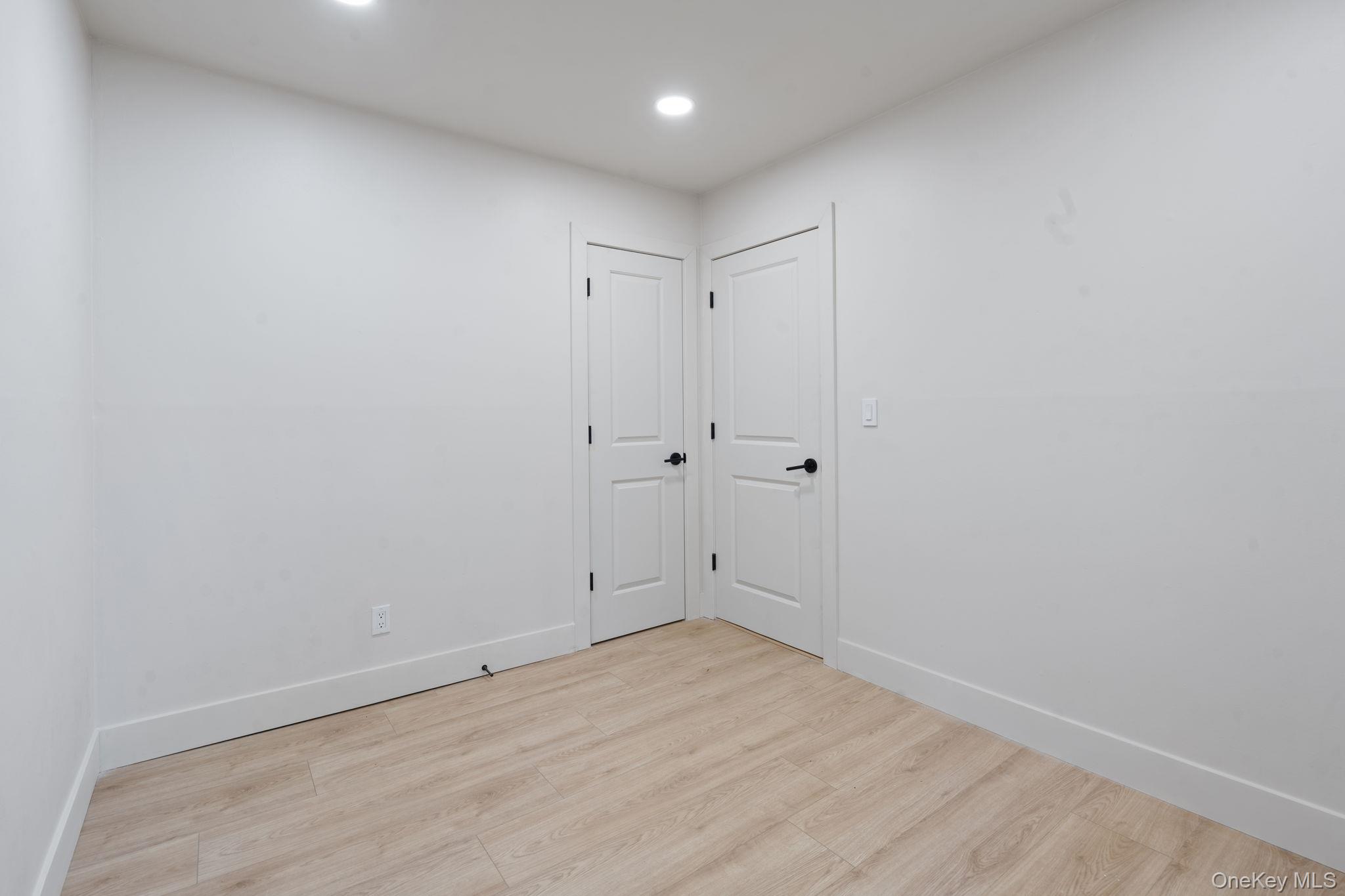 14 Ellen Place Property Photo 14