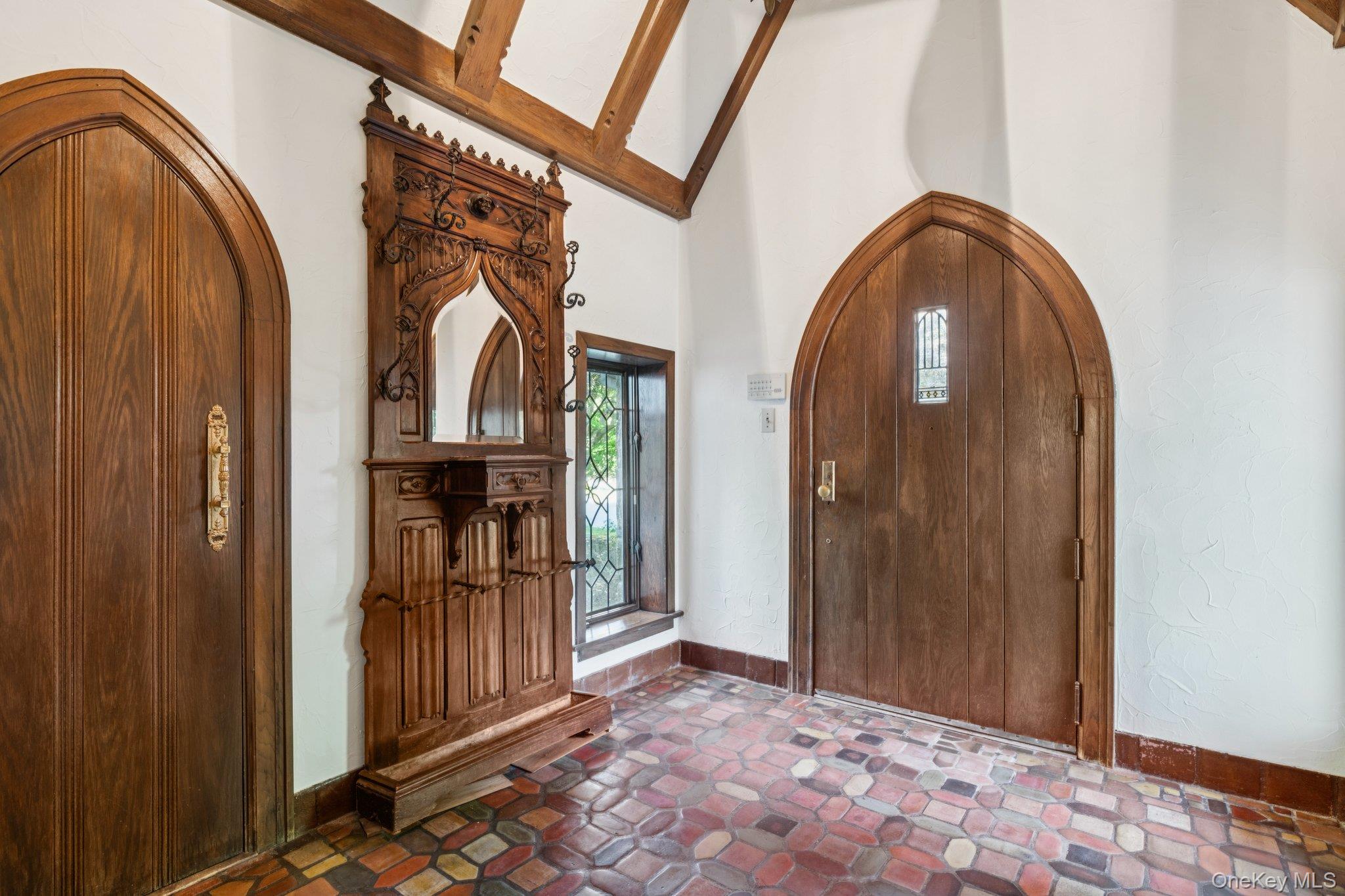 18 Heights Road Property Photo 6