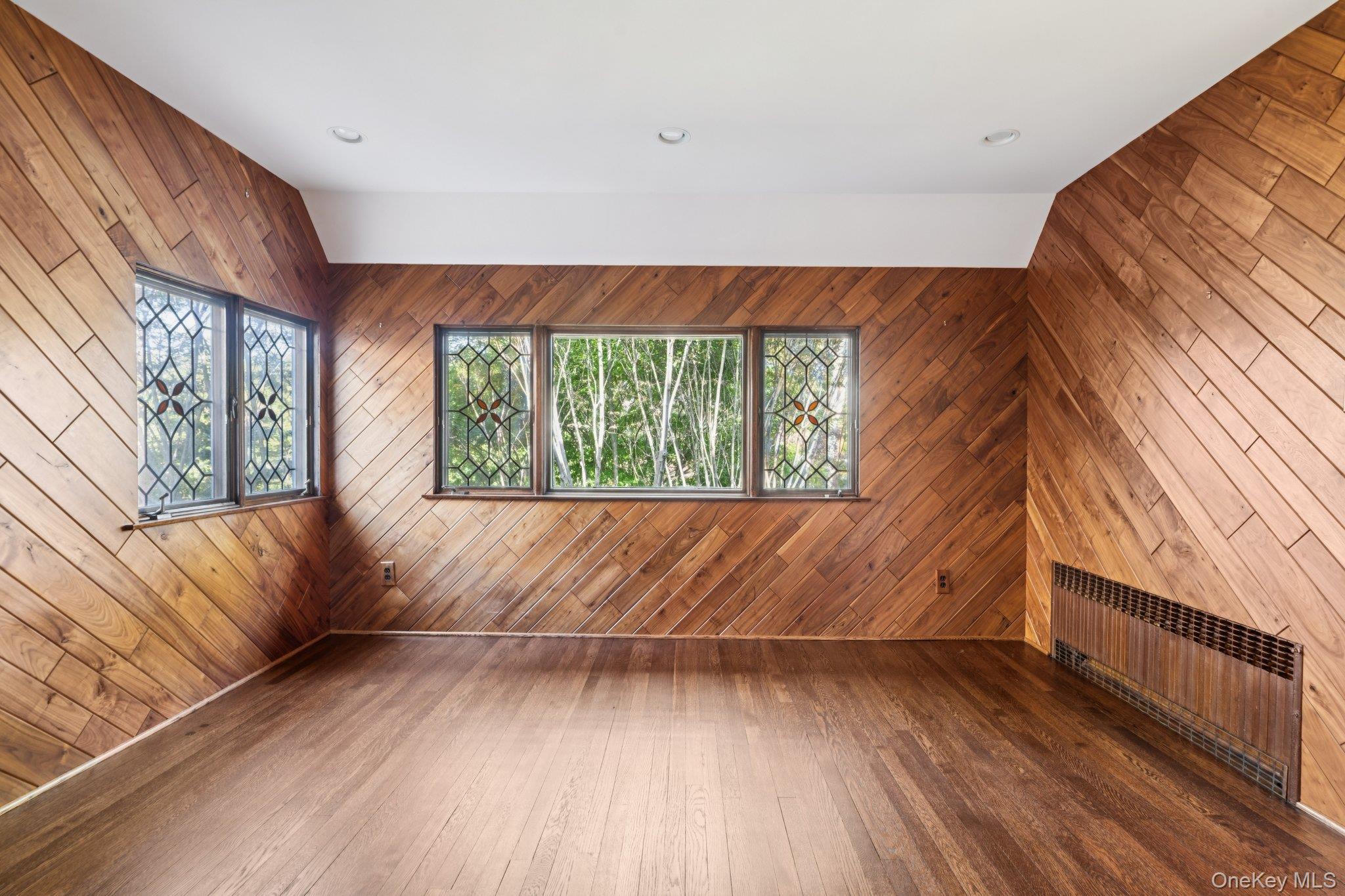 18 Heights Road Property Photo 19