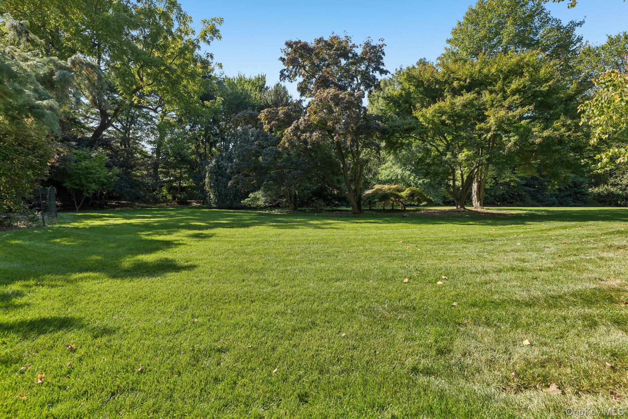 18 Heights Road Property Photo 23