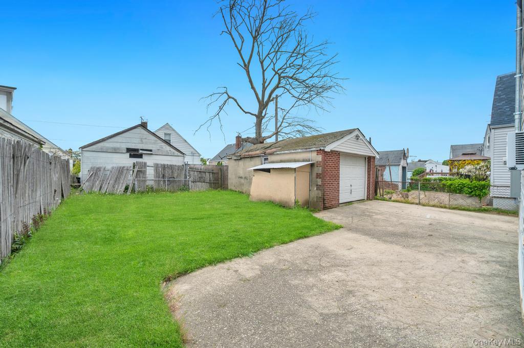 8 Francis Court Property Photo 16