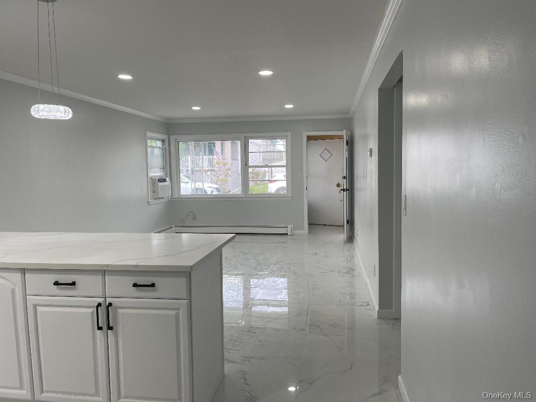 137 Pacific Boulevard Property Photo 8