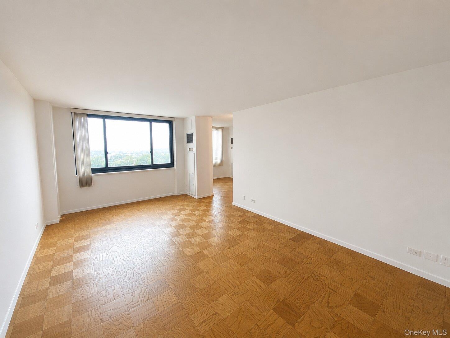 26910 Grand Central Parkway 9x Property Photo 3