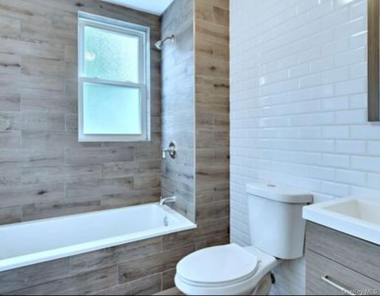 2881 Roberts Avenue Property Photo 36