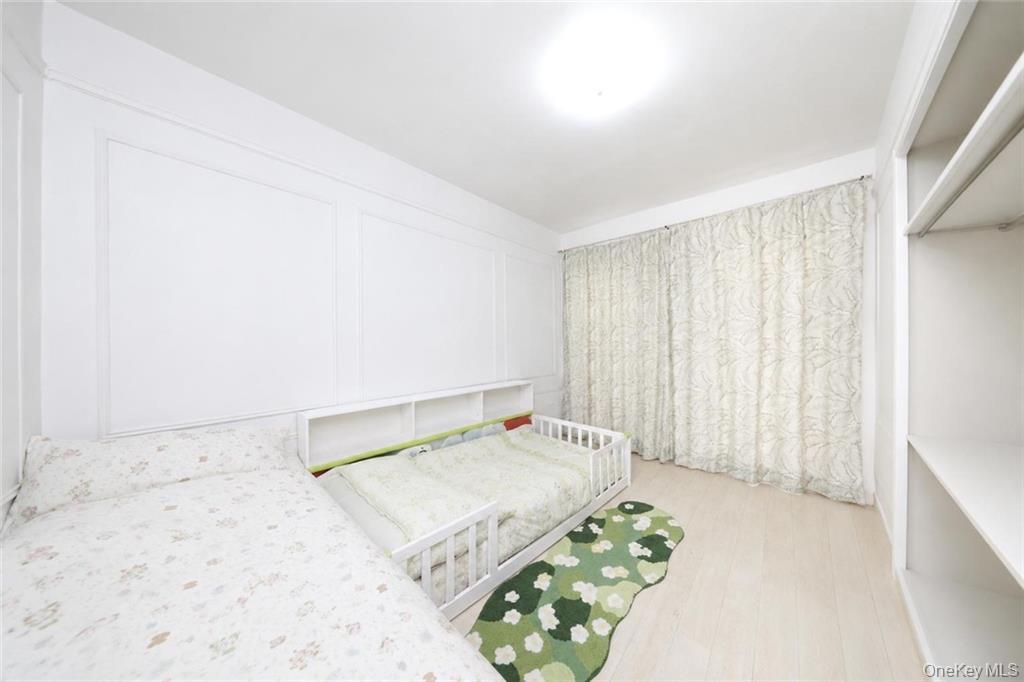 827 49th Street Property Photo 10
