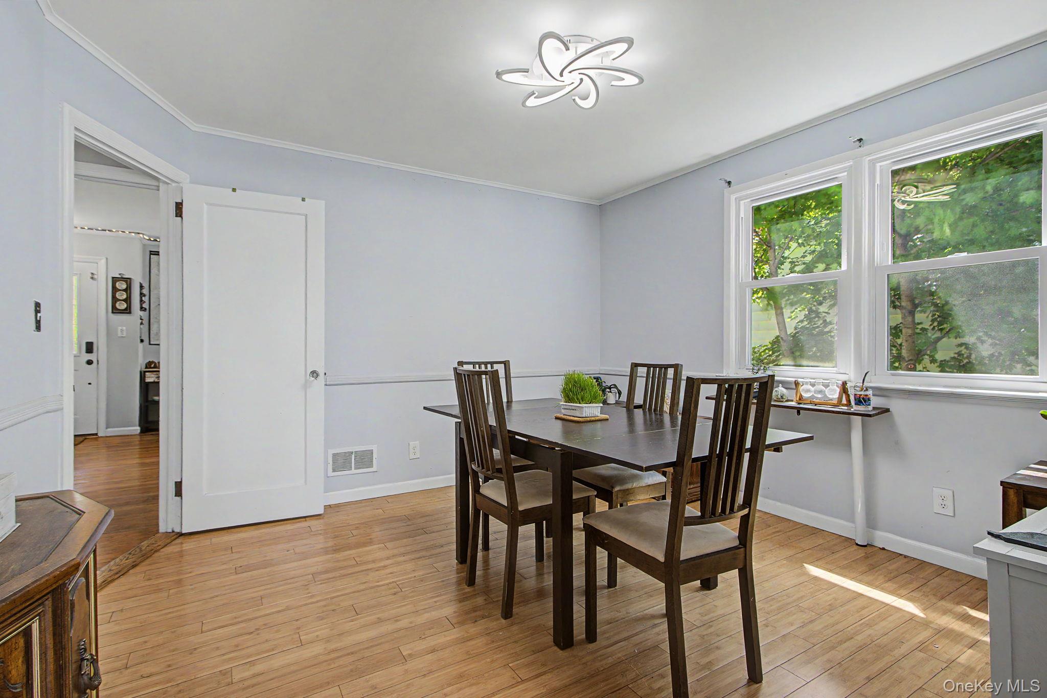 15 Beverly Road Property Photo 6