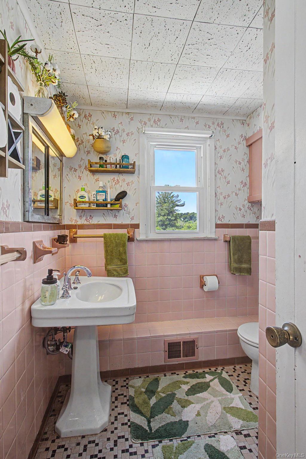 15 Beverly Road Property Photo 15