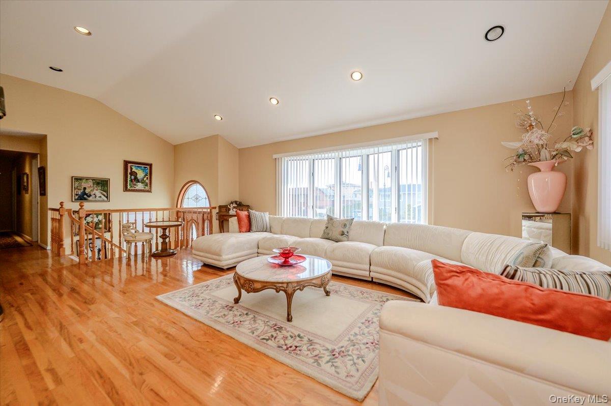 159 National Boulevard Property Photo 5