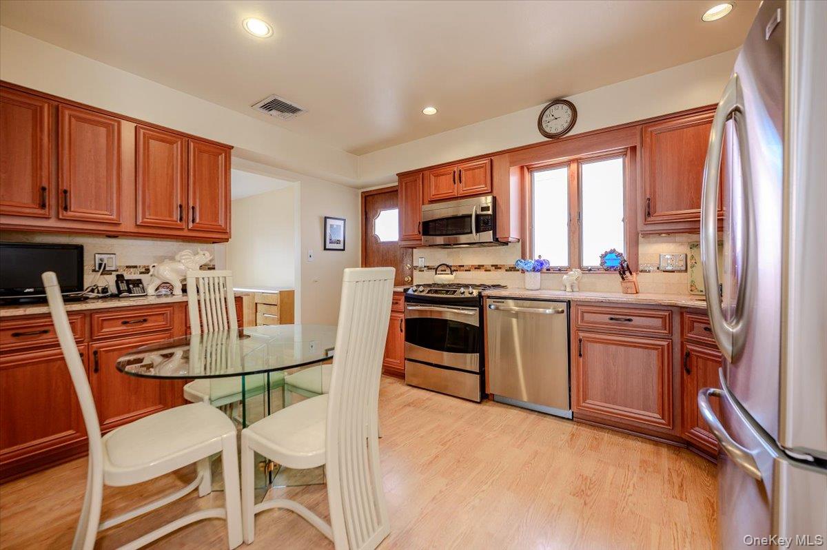 159 National Boulevard Property Photo 7