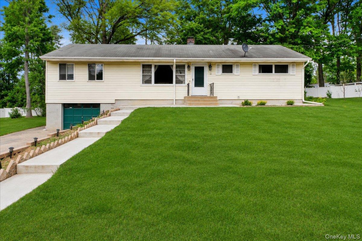 12 Elizabeth Lane Property Photo 1