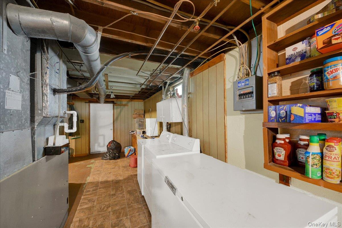 12 Elizabeth Lane Property Photo 19