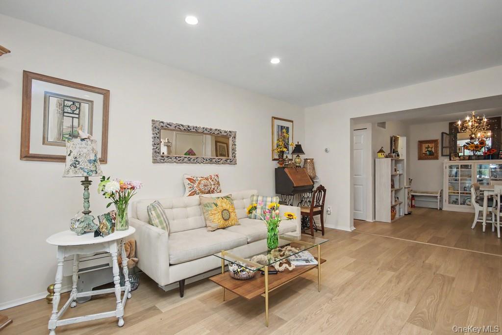 23 Dorset Court C Property Photo 3