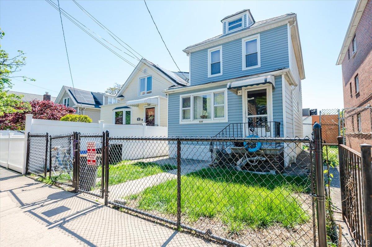 535 Edison Avenue Property Photo 1