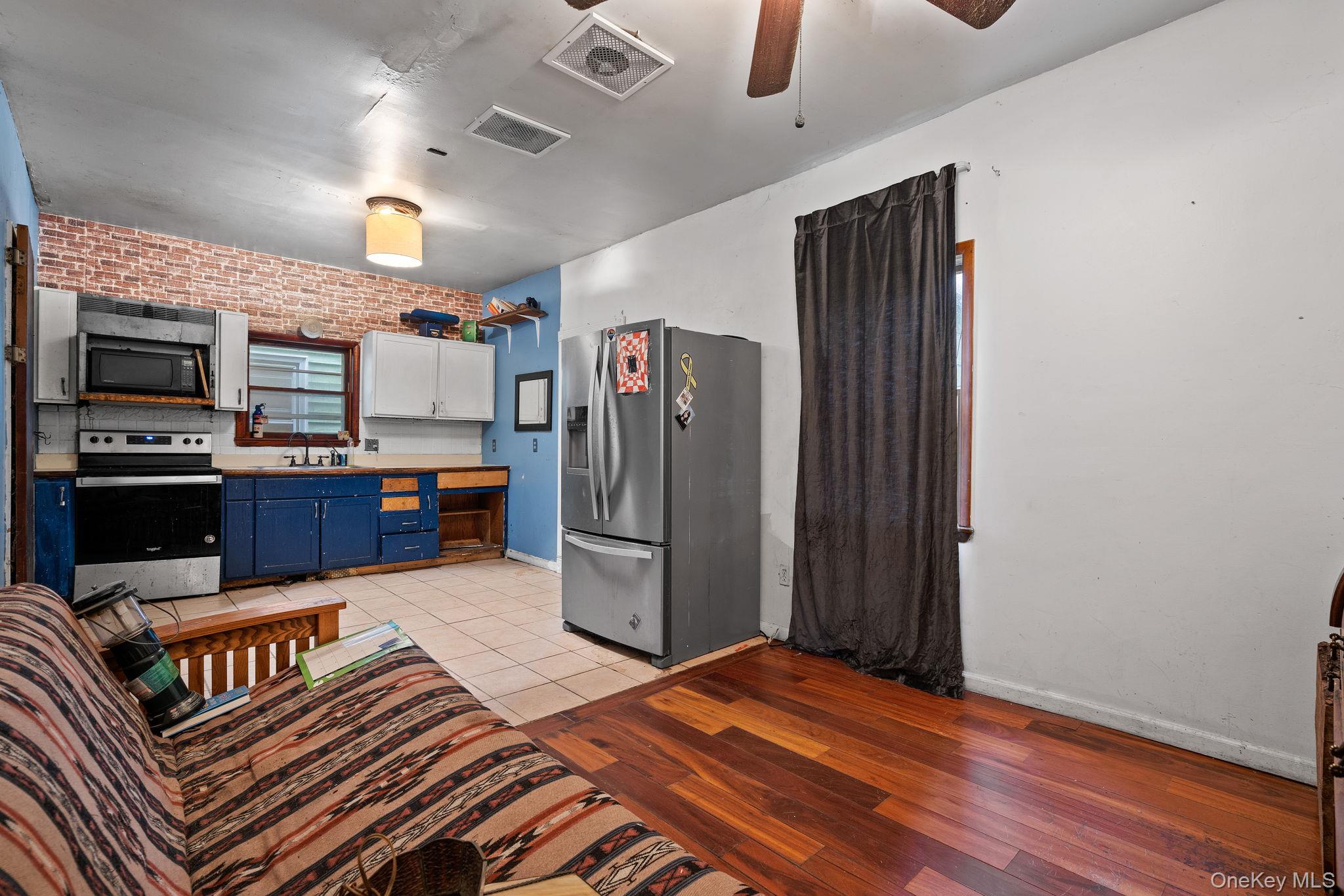 36 Valley Avenue Property Photo 2