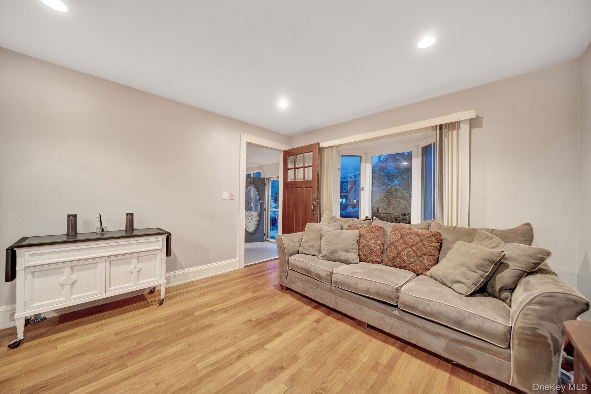 35 Orchard Street Property Photo 10