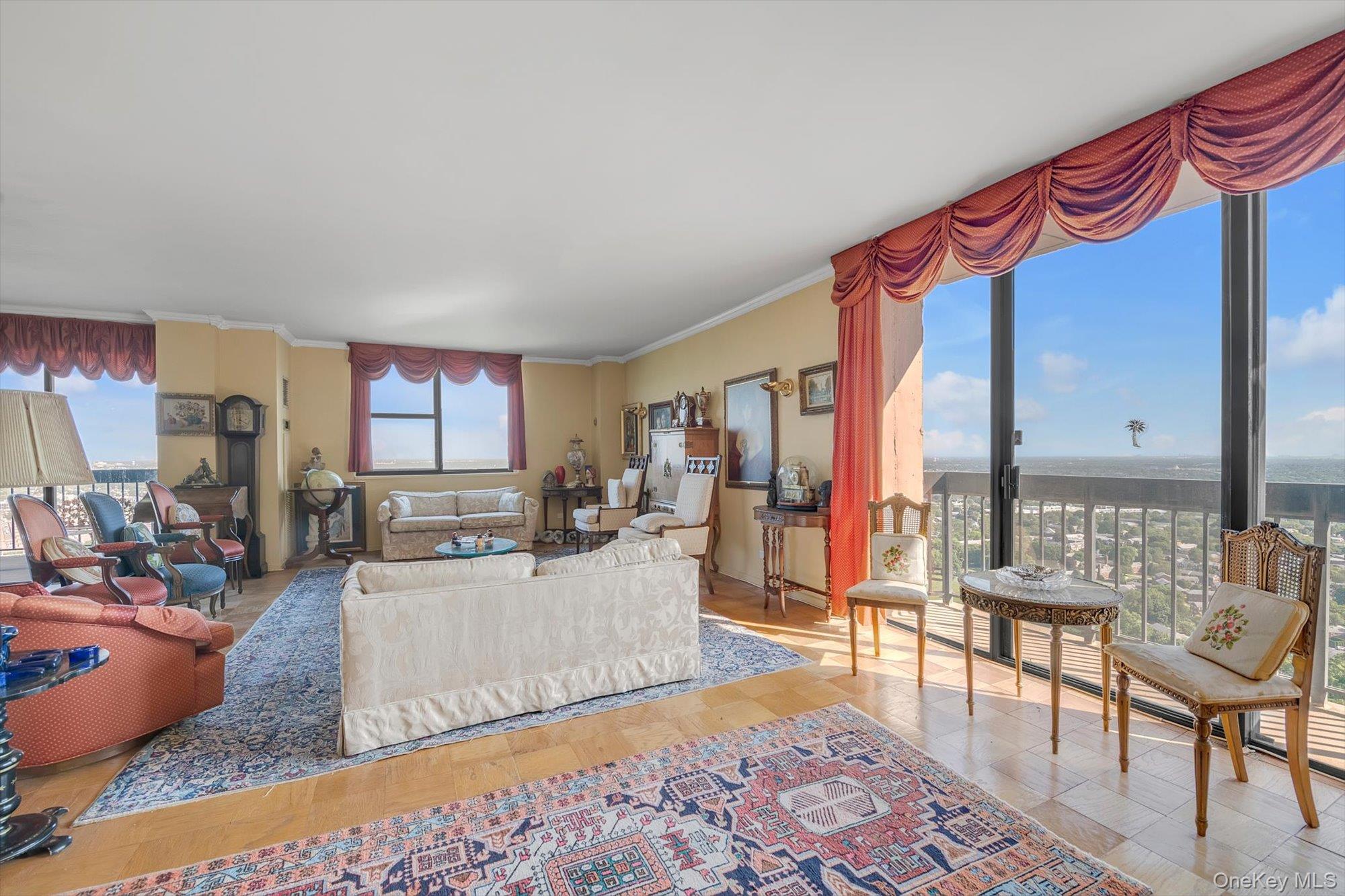 271-10 Grand Central Parkway 29v Property Photo 3