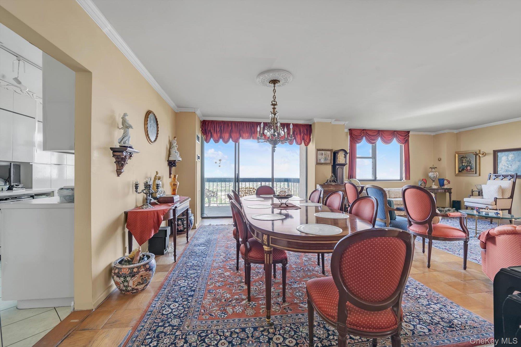 271-10 Grand Central Parkway 29v Property Photo 4