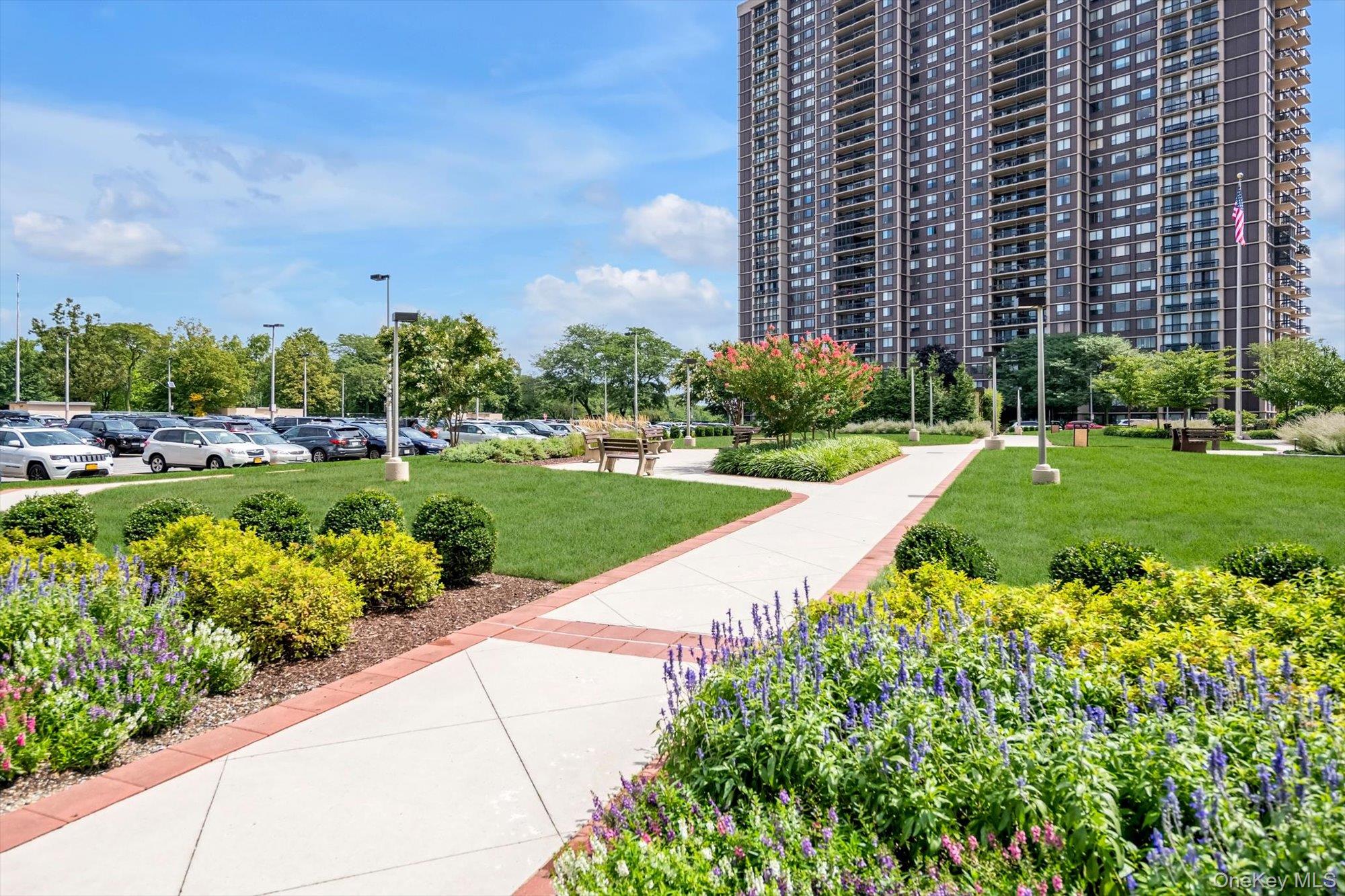 271-10 Grand Central Parkway 29v Property Photo 33