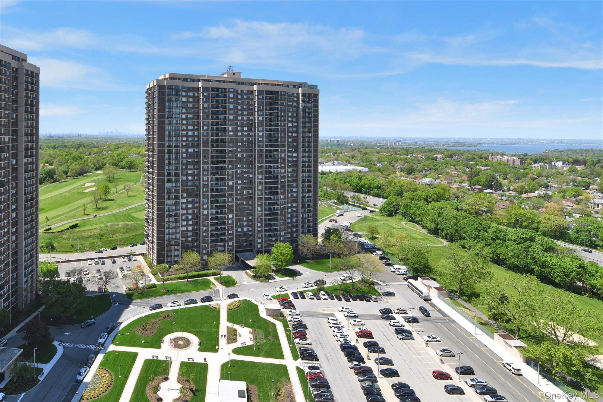 271-10 Grand Central Parkway 29v Property Photo 34