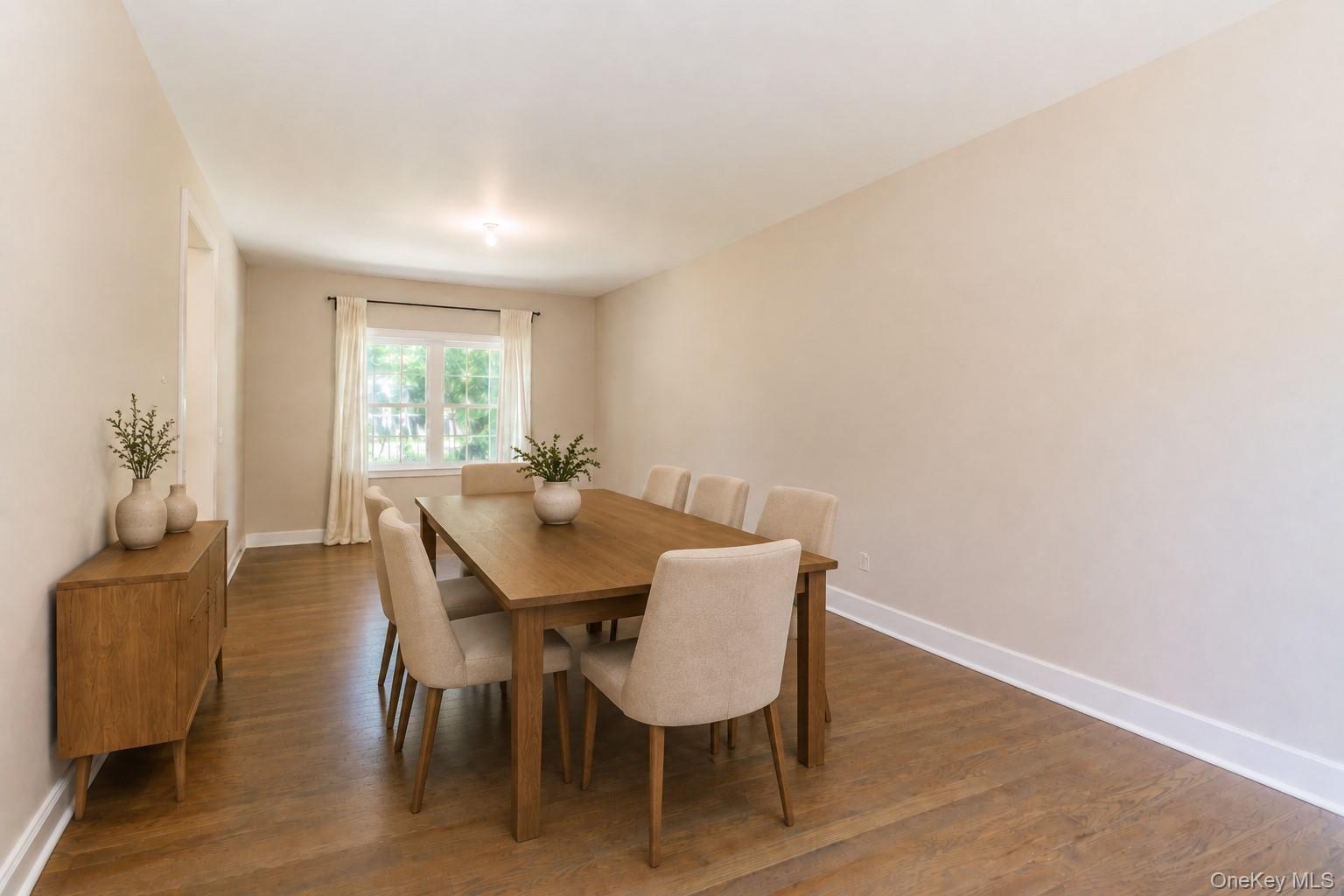 37 Biltmore Drive Property Photo 10