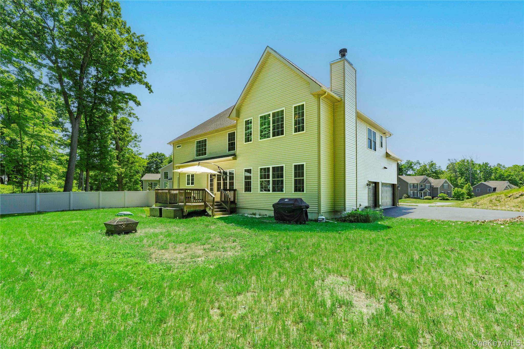 37 Biltmore Drive Property Photo 41