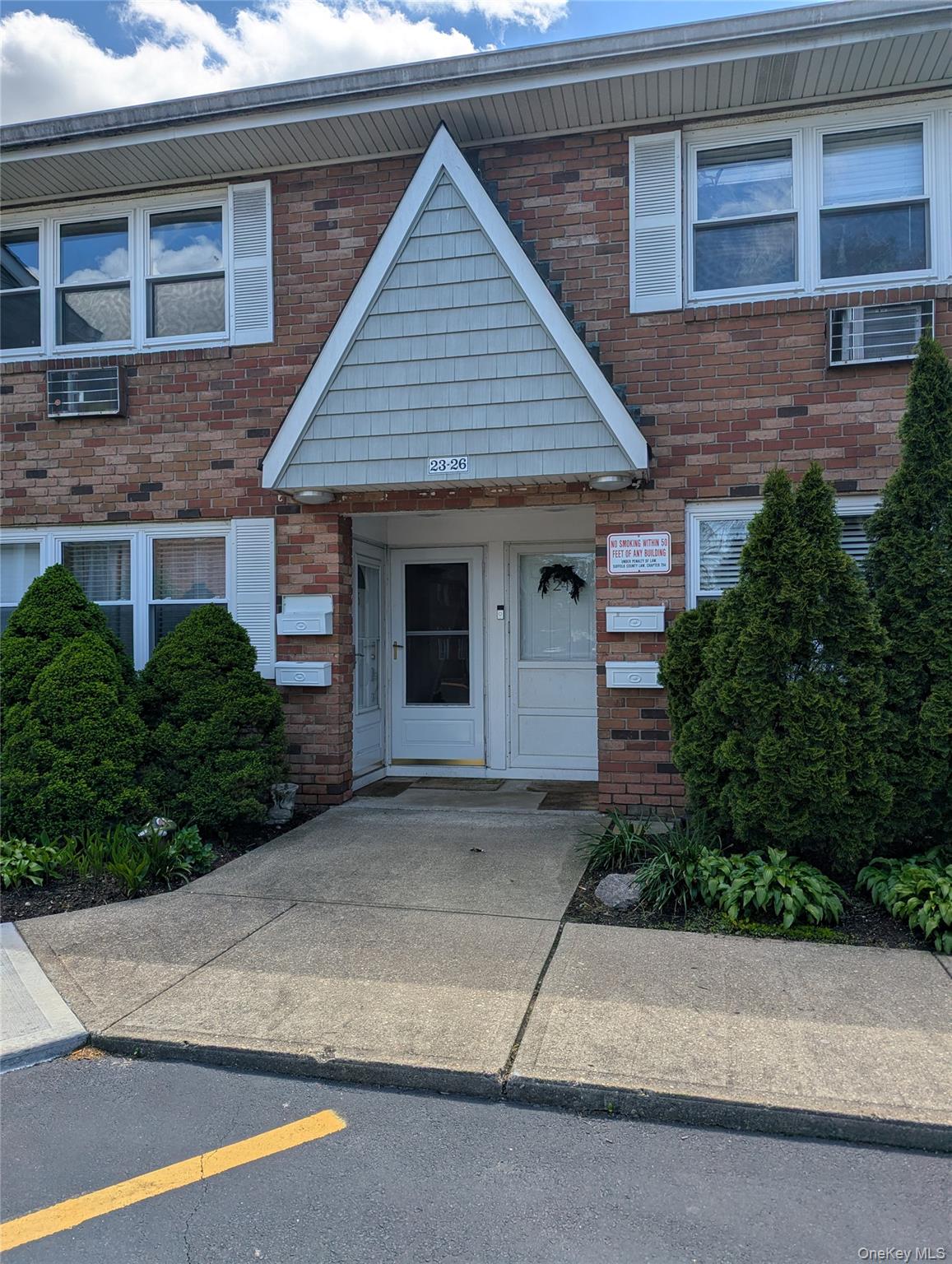 100 Connetquot Avenue 26 Property Photo 1