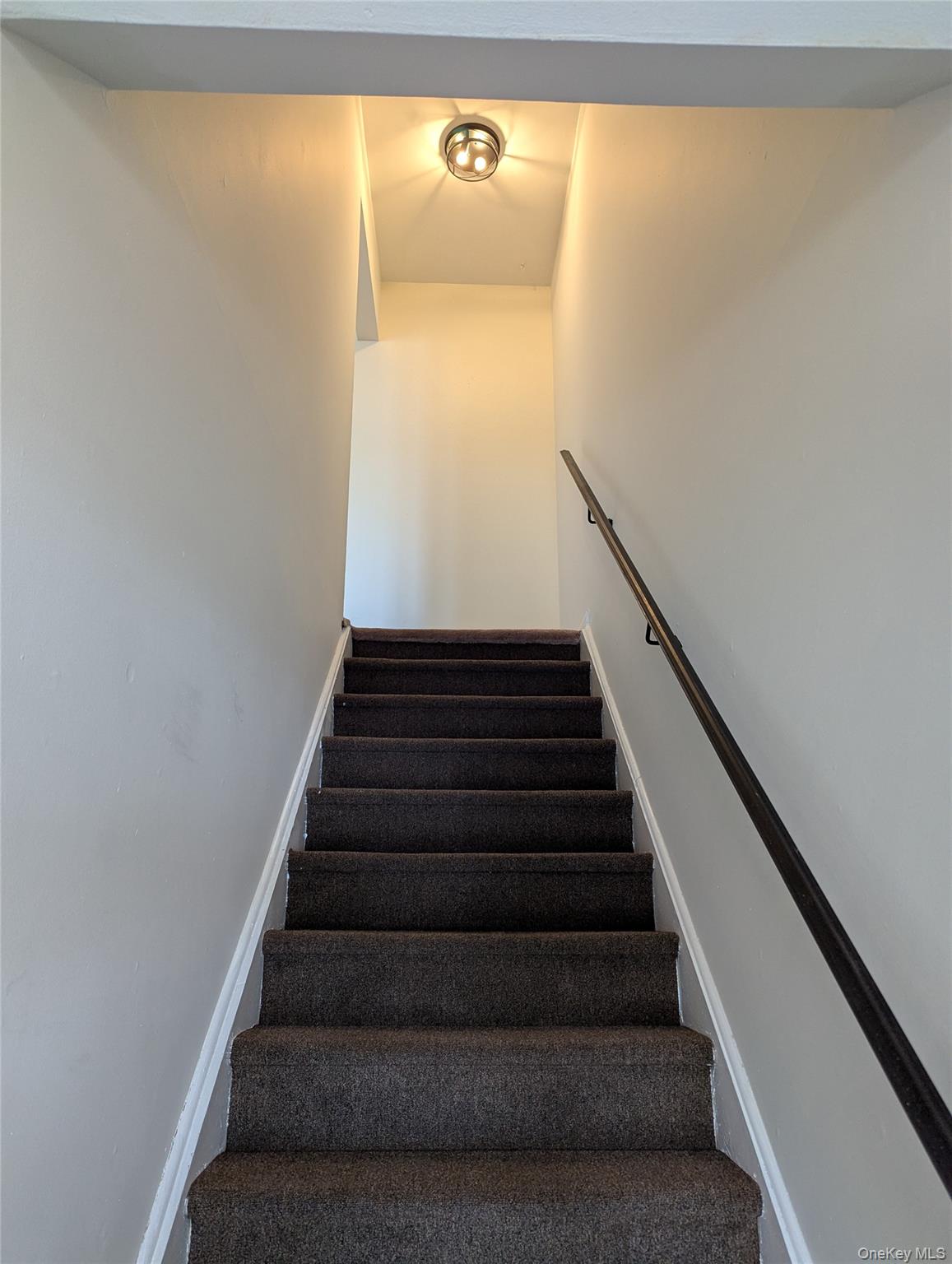100 Connetquot Avenue 26 Property Photo 10