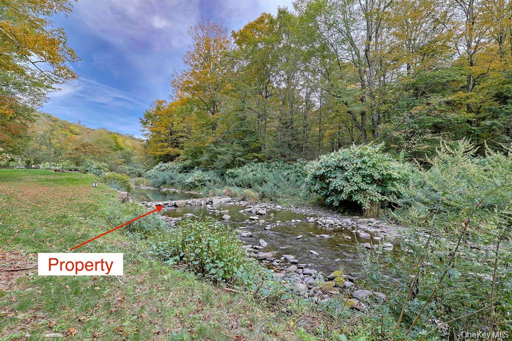Grooville Road Property Photo 14