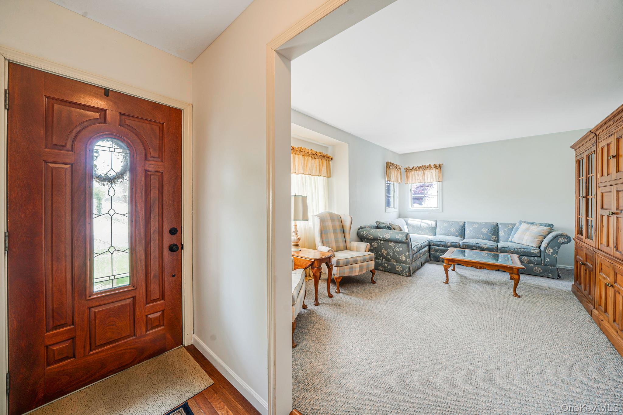 568 Chestnut Lane Property Photo 4