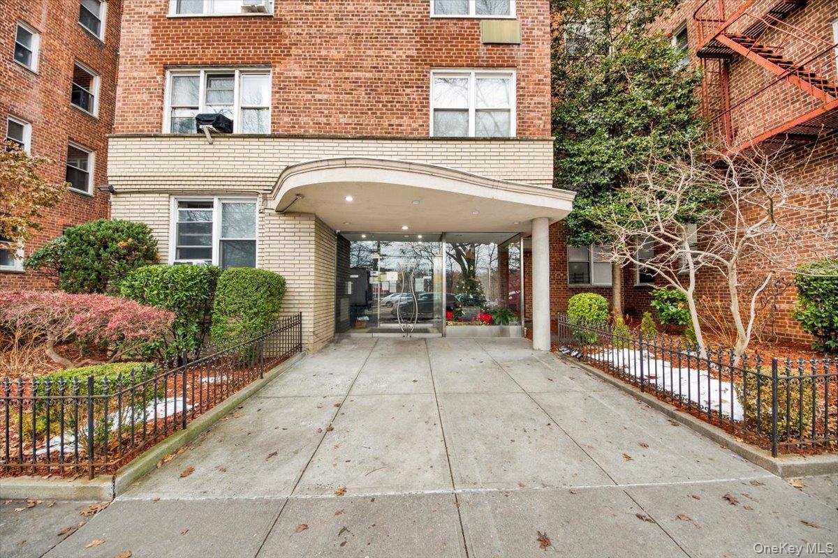 4295 Webster 3k Property Photo 1