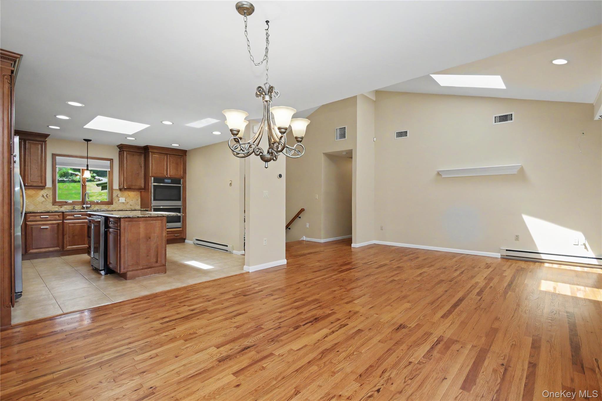 334 Lovell Street Property Photo 9