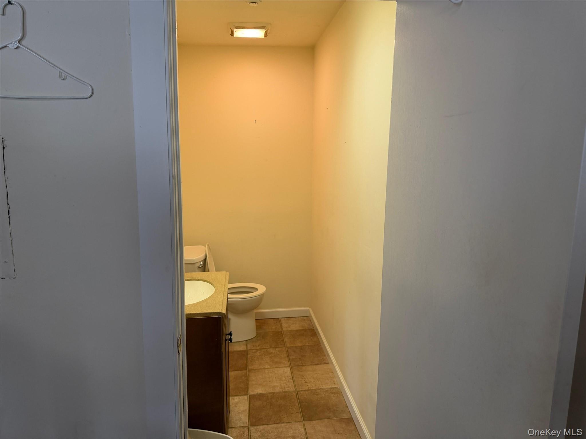 159 S Main Street Property Photo 6