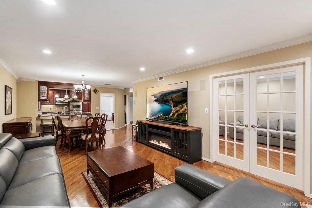 109 Foxwood Drive Property Photo 1