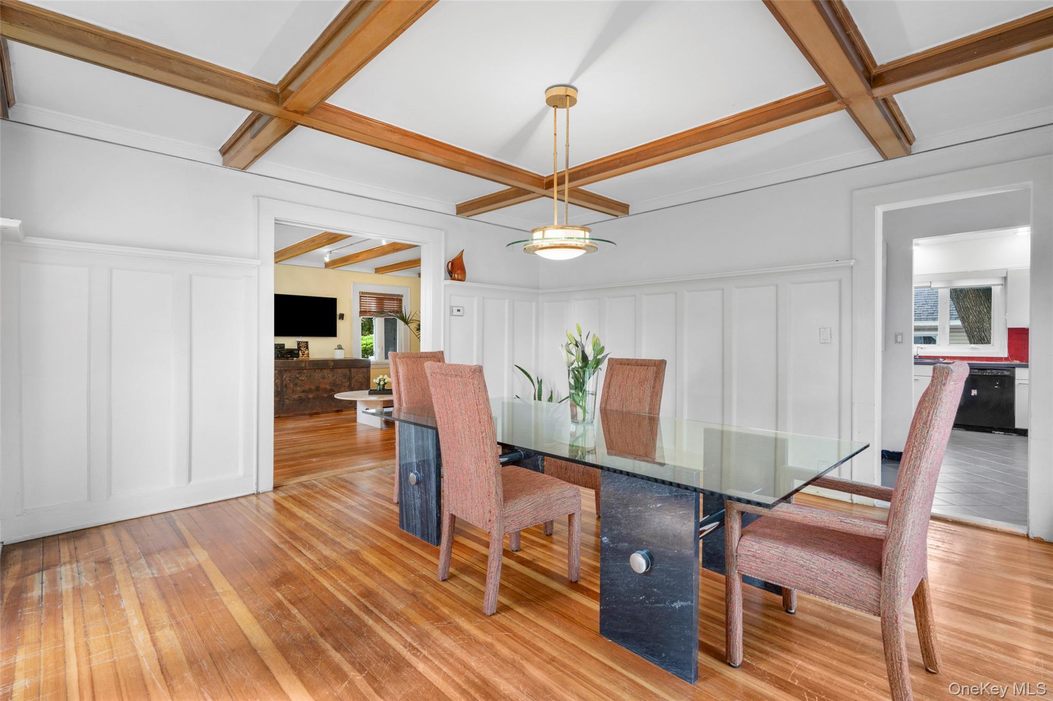 197 Coligni Avenue Property Photo 11