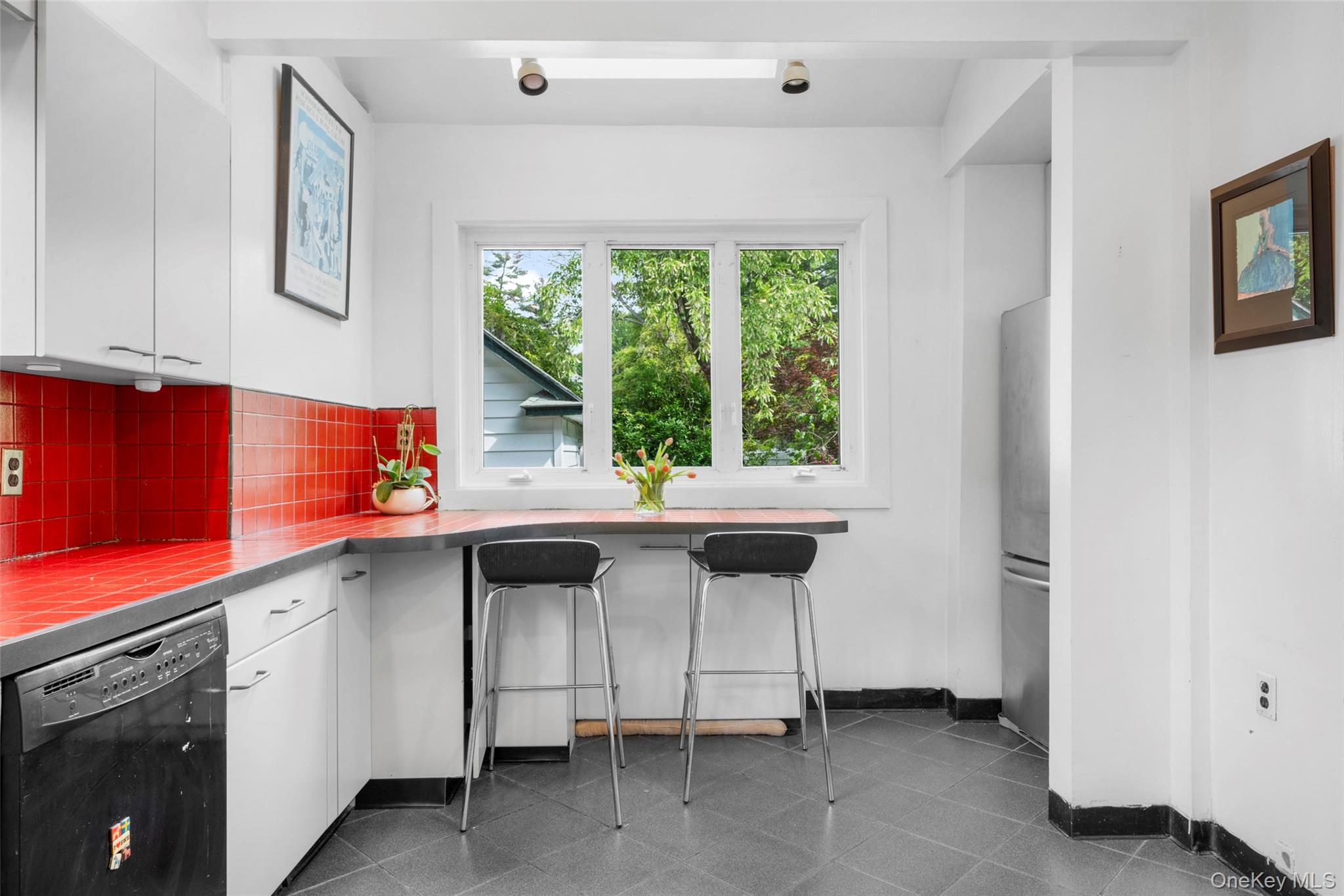 197 Coligni Avenue Property Photo 15